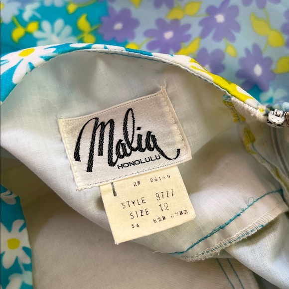 Vintage Malia Honolulu dress - Picture 6 of 6